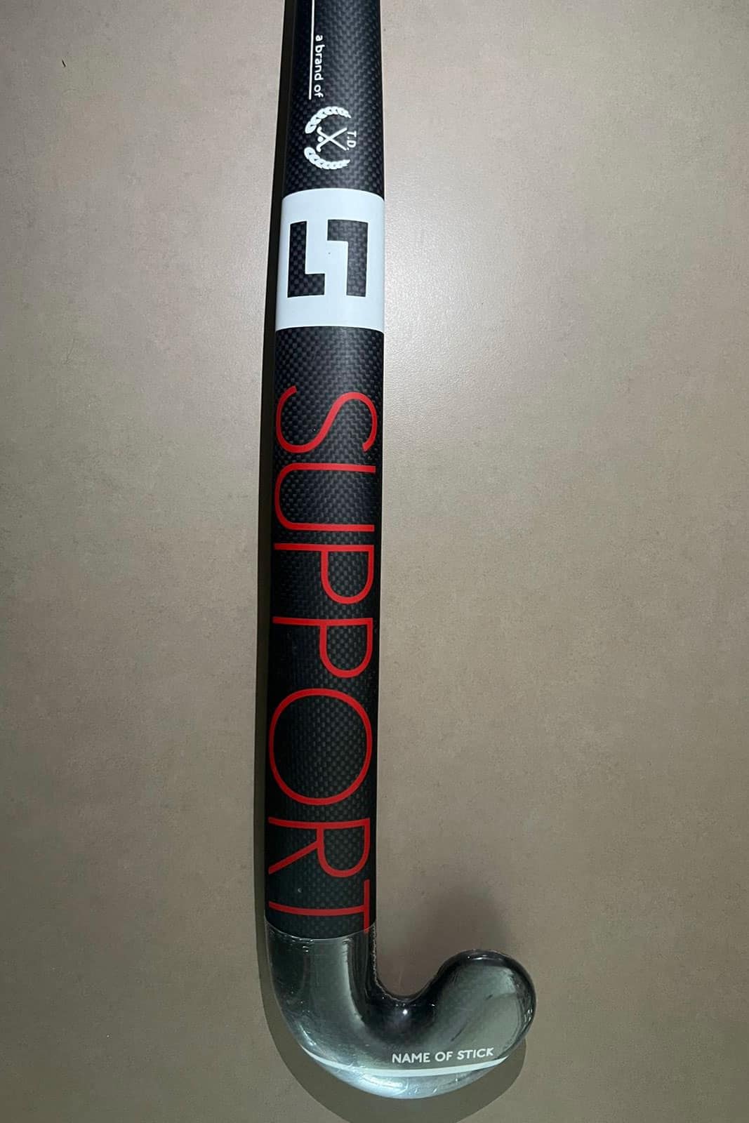 Support Rood – Carbon 95